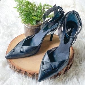 Nine West Virtue Black Leather Strap Pump Heel 8.5